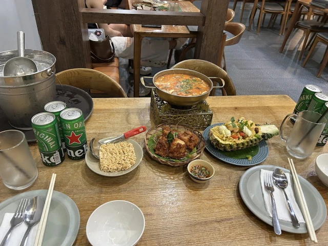 Somtam Zaap - Nguyễn Thị Minh Khai