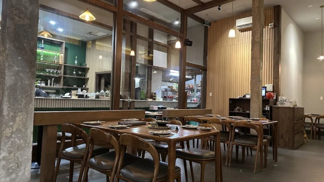 Somtam Zaap - Nguyễn Thị Minh Khai - không gian 2