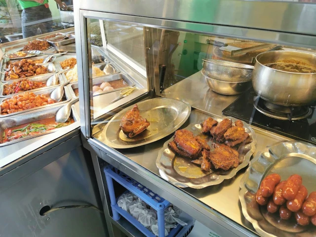 Cơm Tấm Thuận Kiều - Nguyễn Huy Lượng