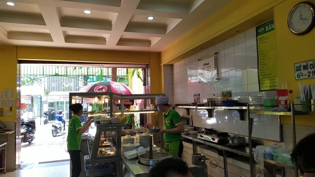 Cơm Tấm Thuận Kiều - Nguyễn Huy Lượng - không gian 5