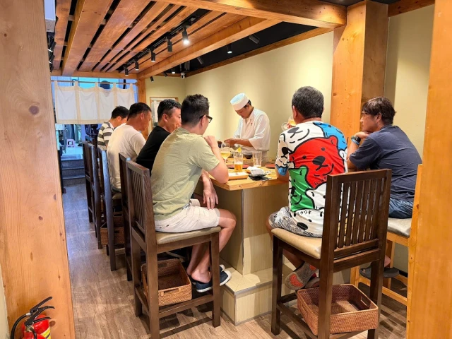 Kizuna Sushi - Huỳnh Mẫn Đạt - không gian 2