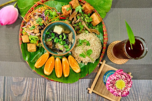 Chay Xanh - Nguyễn Trọng Tuyển
