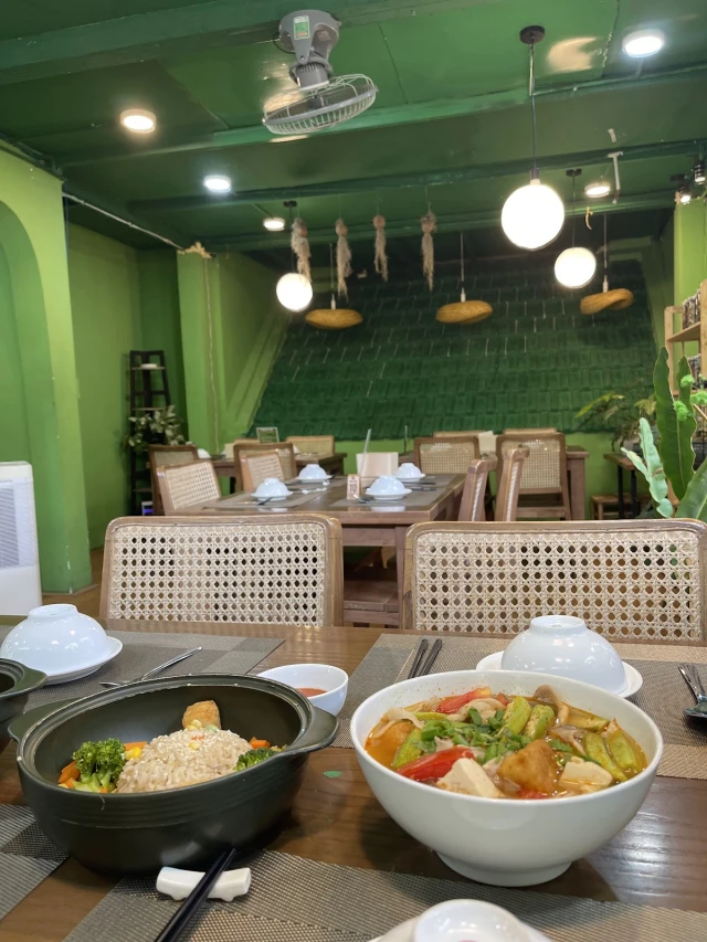 Chay Xanh - Nguyễn Trọng Tuyển