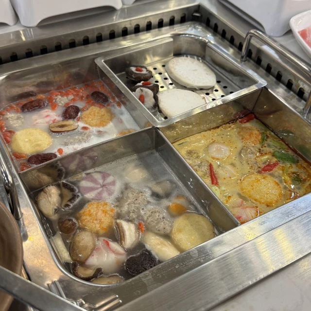 Reski Hotpot - Lê Trọng Tấn - không gian 6