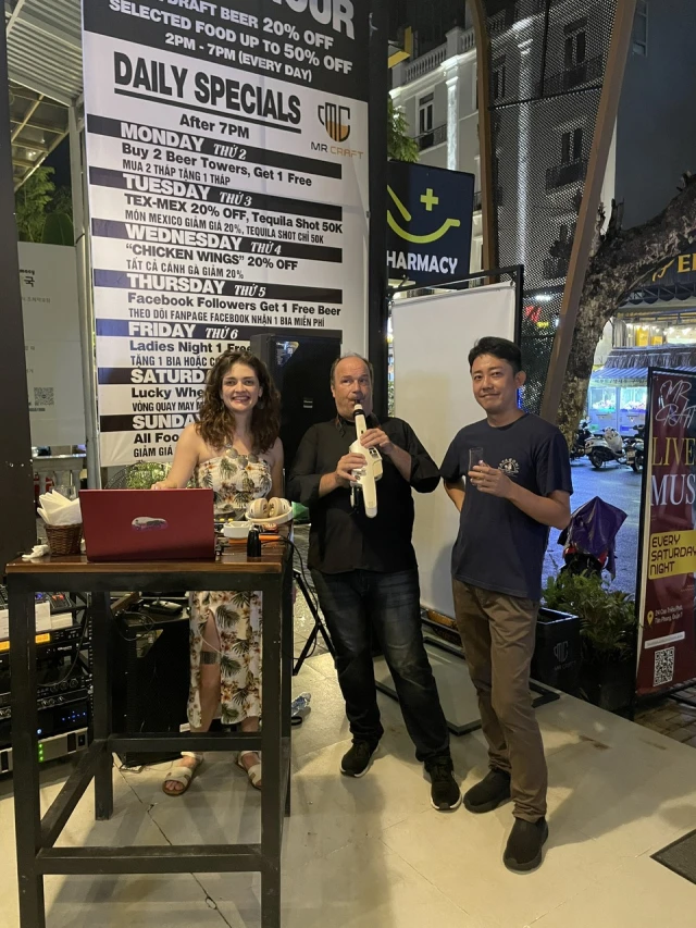 Mr Craft - Craft Beer & Wine - Cao Triều Phát - không gian 6