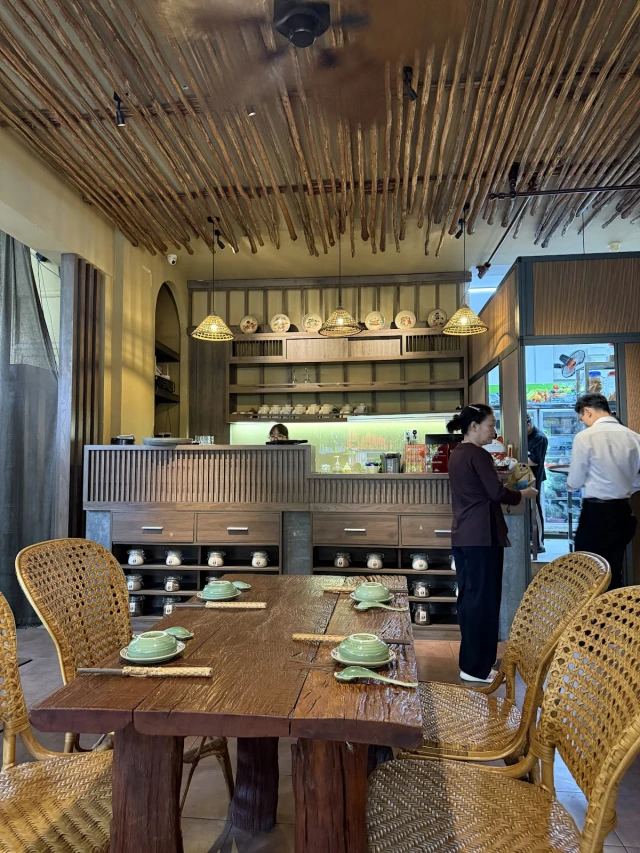 Du Yên Vegetarian - Đường số 10 - không gian 2