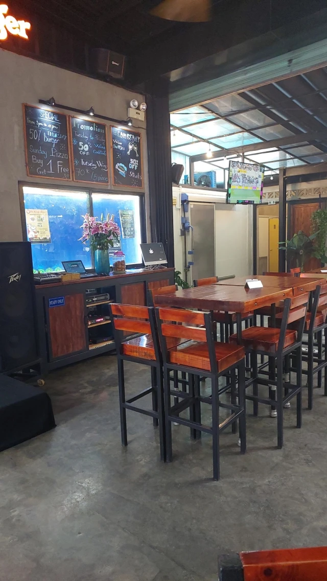 High Tide - Nguyễn Văn Hưởng - không gian 4