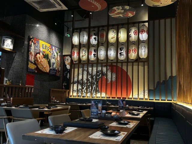 Isshin Izakaya - Vinhomes Central Park - không gian 1