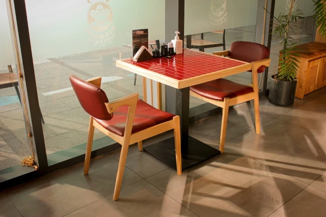 Higuchi Sushi & Grill - Empire City - không gian 4