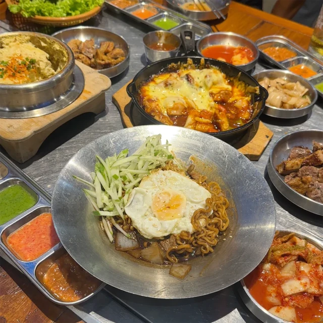 Chiba - Yakiniku Nướng Nhật Bản - Hoàng Hoa Thám
