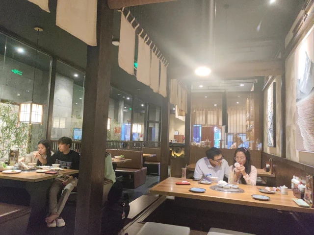Chiba - Yakiniku Nướng Nhật Bản - Hoàng Hoa Thám - không gian 2