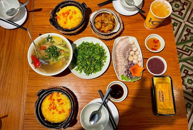 Cơm Niêu Thiên Lý - Thuận Kiều
