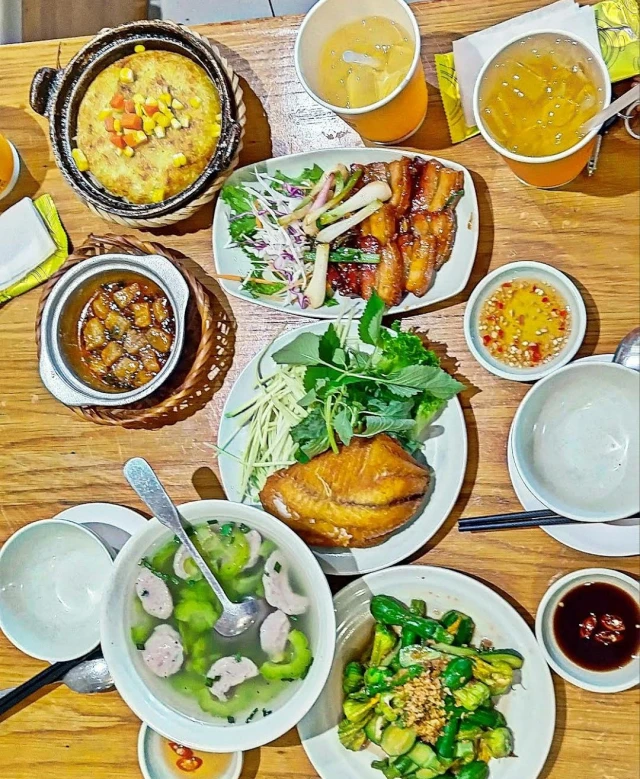 Cơm Niêu Thiên Lý - Thuận Kiều