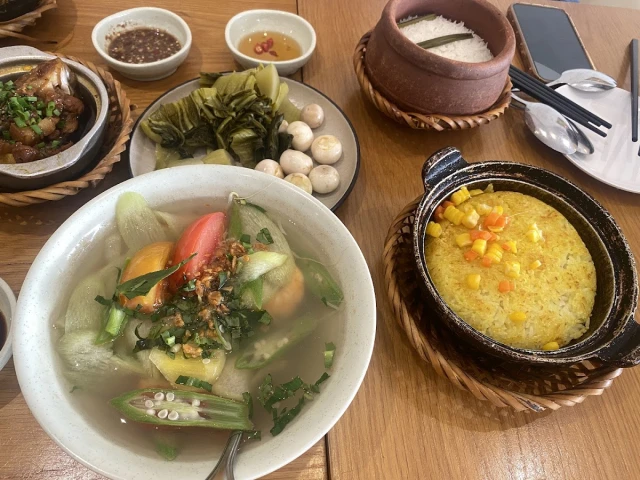 Cơm Niêu Thiên Lý - Cộng Hòa
