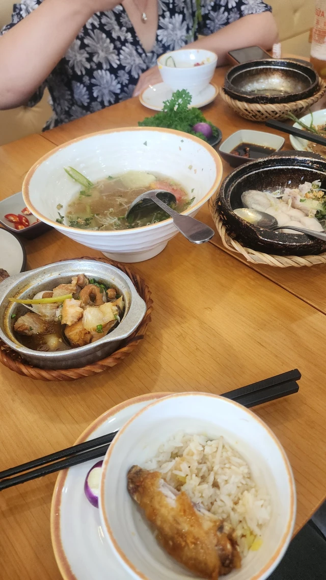Cơm Niêu Thiên Lý - Nguyễn Cơ Thạch