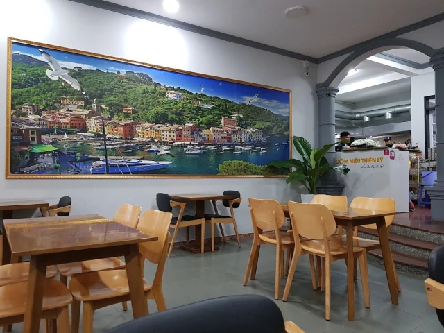 Cơm Niêu Thiên Lý - Đường Số 7 - không gian 5
