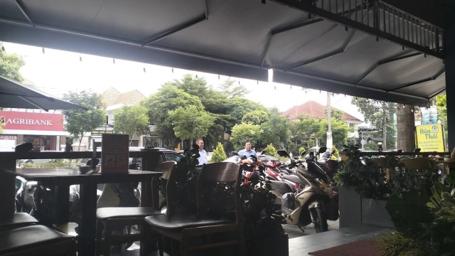 Cơm Niêu Thiên Lý - Đường Số 7 - không gian 6