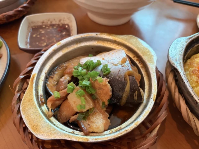 Cơm Niêu Thiên Lý - Nguyễn Thị Thập