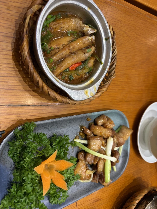 Cơm Niêu Thiên Lý - Trung Sơn