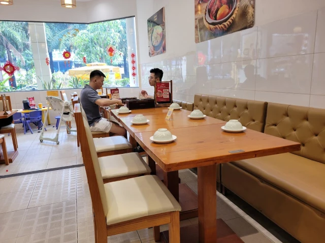 Cơm Niêu Thiên Lý - Trung Sơn - không gian 2