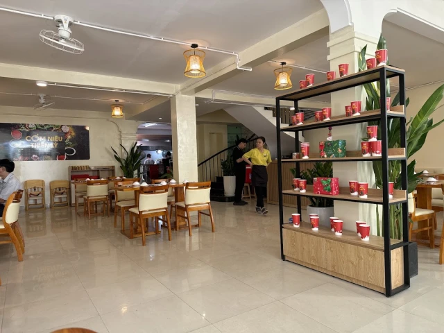 Cơm Niêu Thiên Lý - Dương Quang Đông - không gian 5