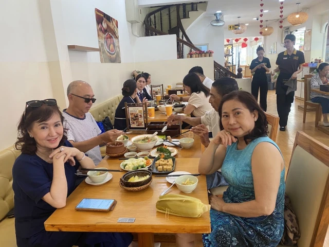 Cơm Niêu Thiên Lý - Âu Cơ - không gian 6