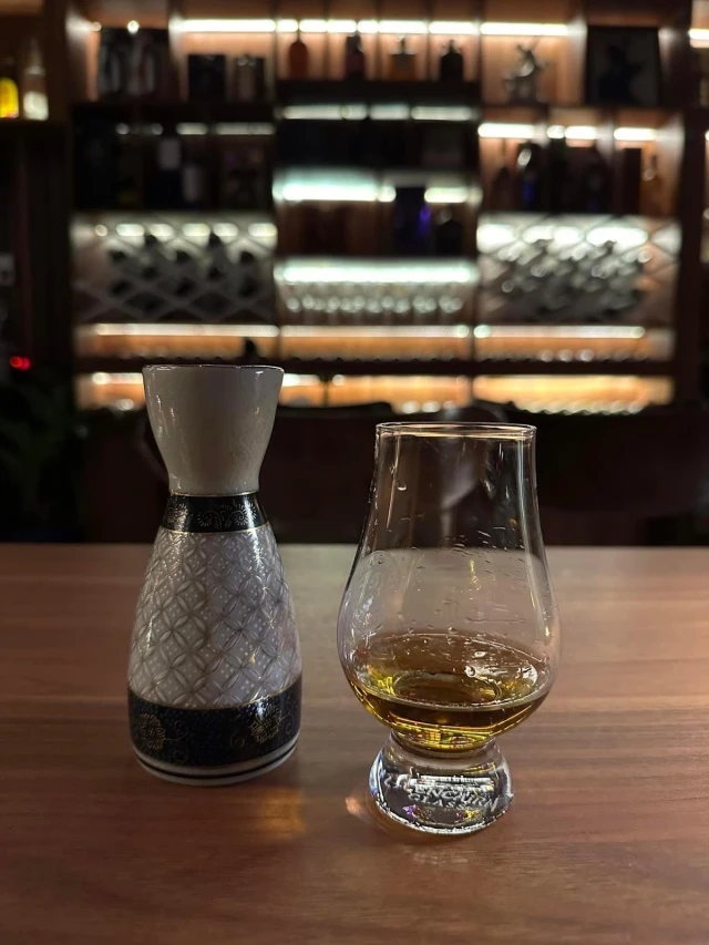 Ông Otis Lounge - Trần Quang Khải
