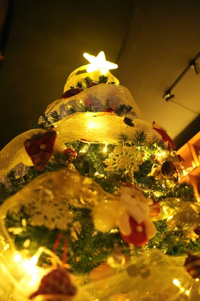 Ông Otis Lounge - Trần Quang Khải