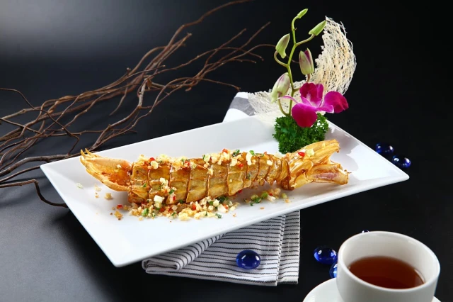 Shang Garden - Tôn Thất Tùng