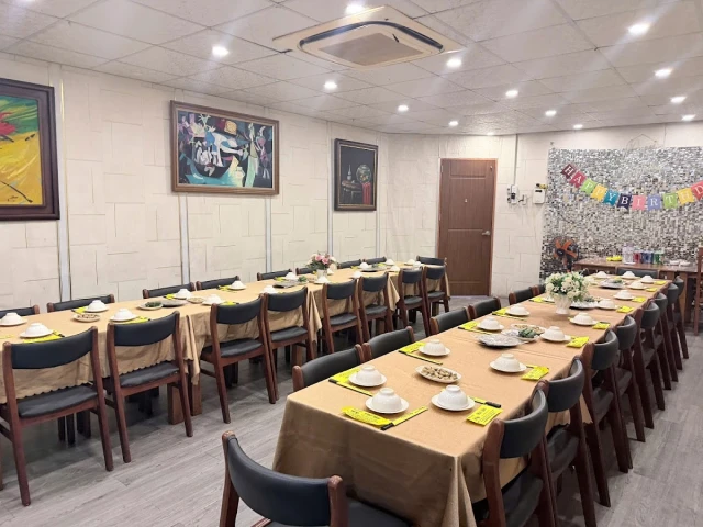 Phố Bia - Lê Văn Lương - không gian 1