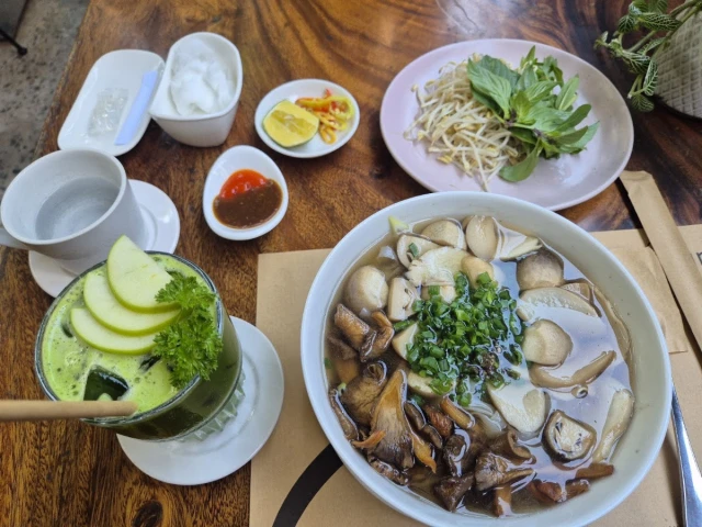 Nhà hàng Chay An & Cafe - Phố Tiểu Nam