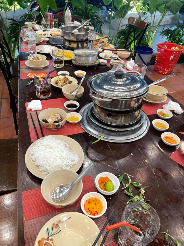 Happy Garden - Nguyễn Văn Luông
