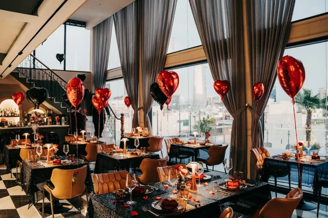 Cloud Nine Sai Gon Restaurant - Lý Tự Trọng - không gian 1