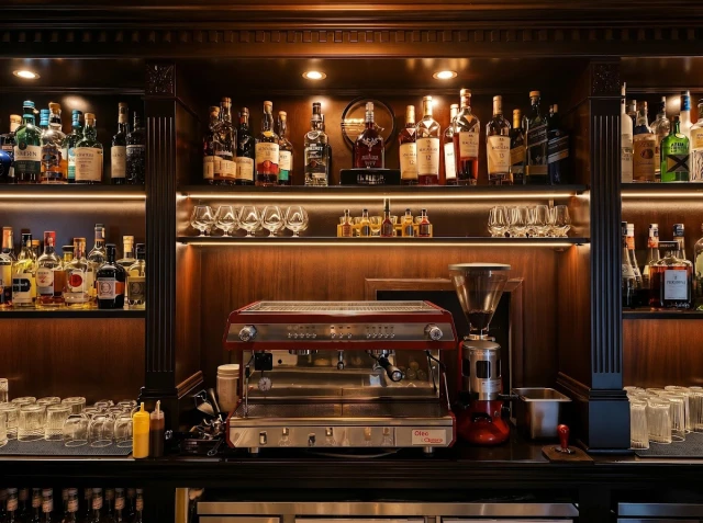 El Barón Whiskey & Cigar Lounge - Hưng Phước 4 - không gian 4