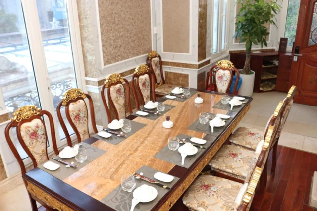 Lux 68 Restaurant - Nguyễn Đình Chiểu - không gian 2