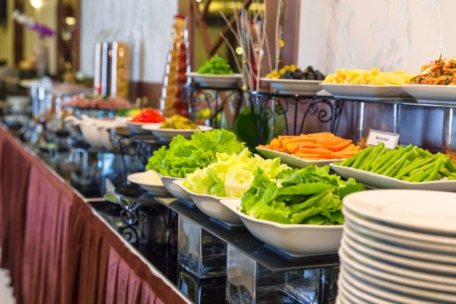 Buffet Chay - Khách Sạn Viễn Đông