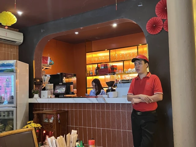 Nhà Hàng Sâm Ngọc Linh - Phố đi bộ Nguyễn Huệ - không gian 5