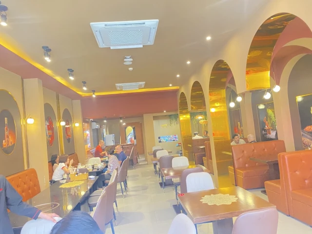 Nhà Hàng Sâm Ngọc Linh - Phố đi bộ Nguyễn Huệ - không gian 6