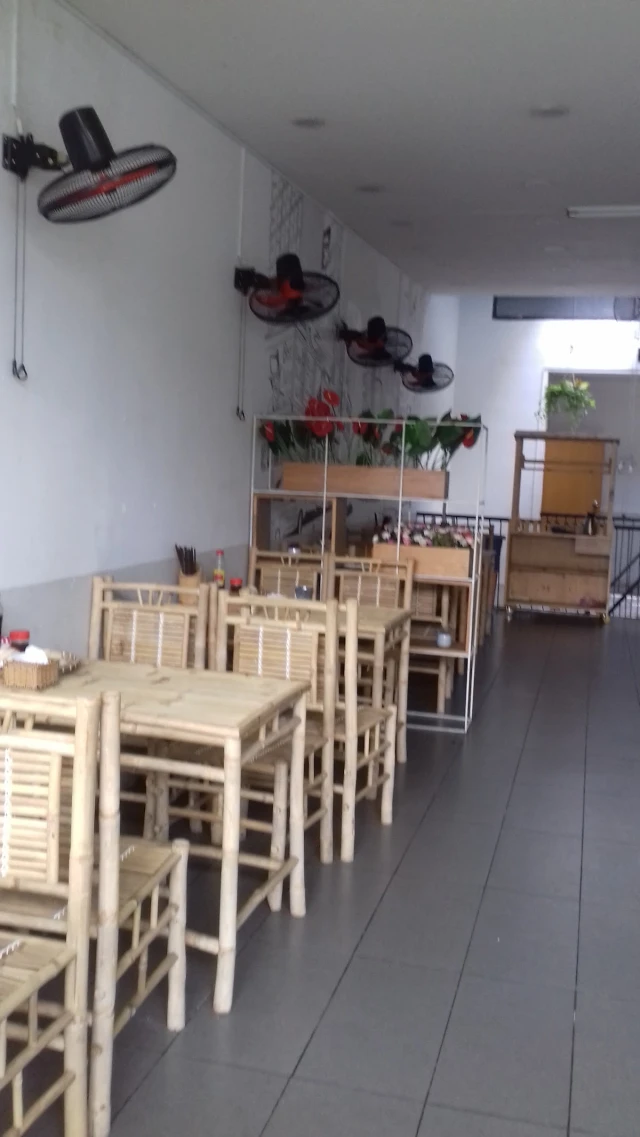 Cơm Niêu Làng Tre - Phan Văn Trị - không gian 5