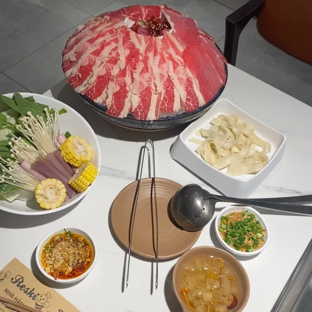 Reski Hotpot - Nguyễn Thị Thập