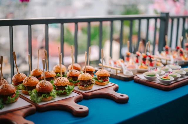 Aqua Sky Bar - La Siesta Premium Saigon Central - Lê Anh Xuân