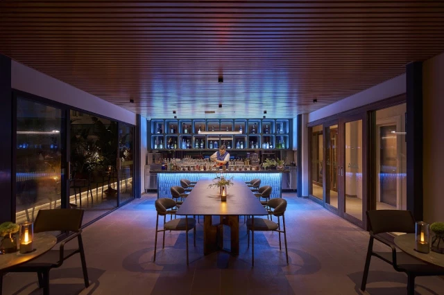 Aqua Sky Bar - La Siesta Premium Saigon Central - Lê Anh Xuân - không gian 1