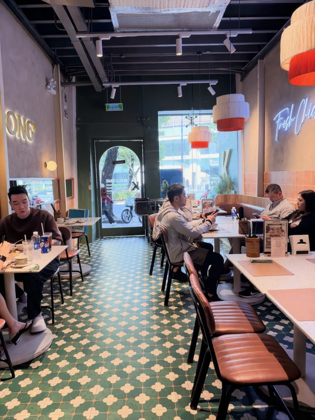 Kampong Chicken House - Cơm Gà Hải Nam - Hồ Tùng Mậu - không gian 2