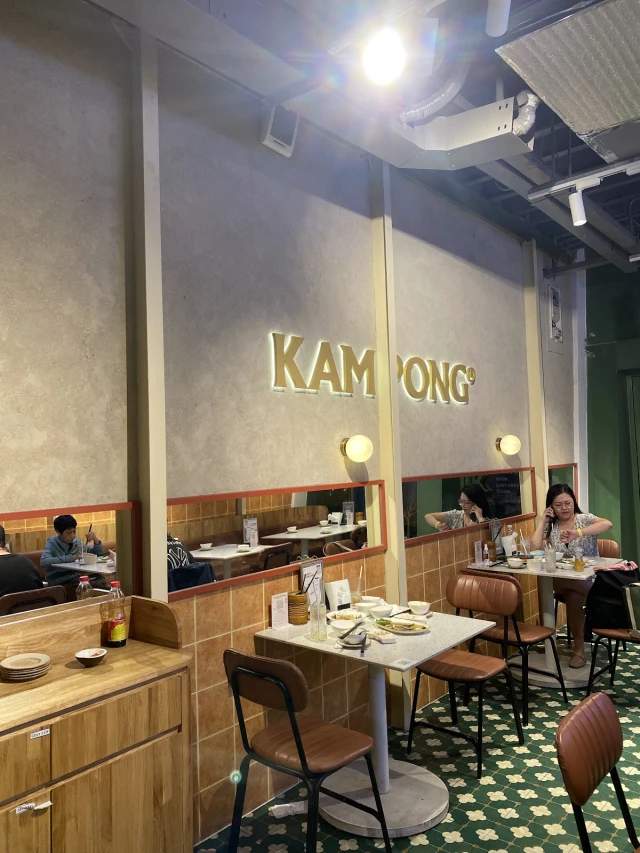 Kampong Chicken House - Cơm Gà Hải Nam - Hồ Tùng Mậu - không gian 6