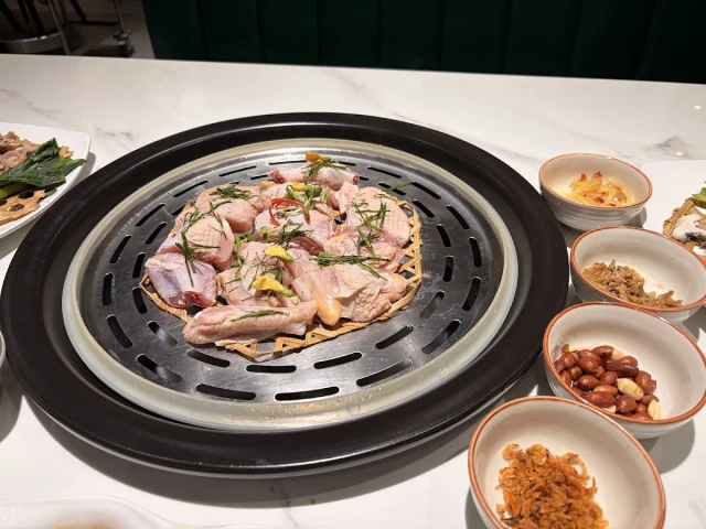 Nhà hàng Bắc Kim Thang - Crescent Mall