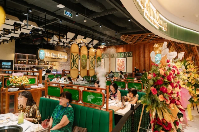 Nhà hàng Bắc Kim Thang - Crescent Mall - không gian 1
