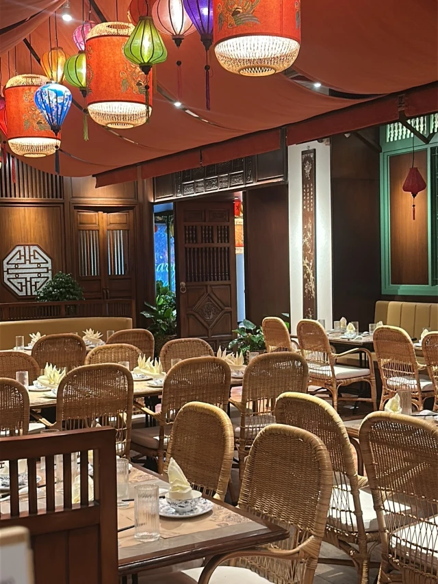 V-Senses Dining - Menas Mall Saigon Airport - không gian 2