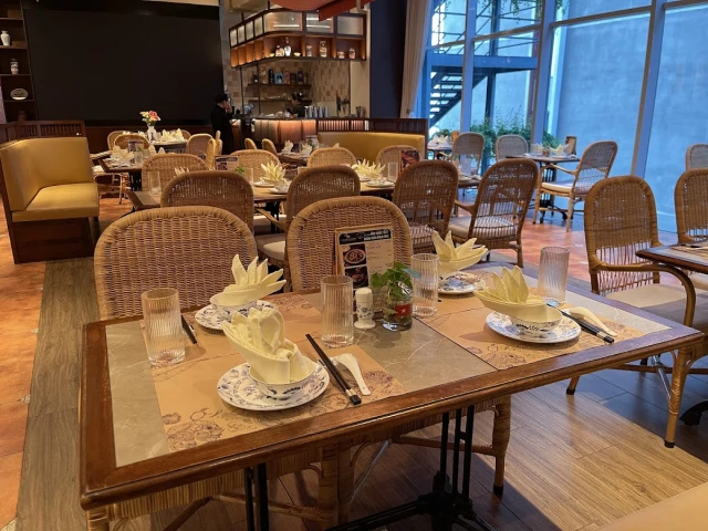 V-Senses Dining - Menas Mall Saigon Airport - không gian 3