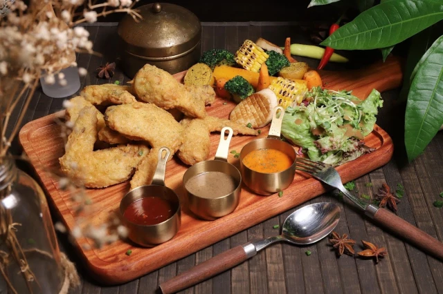 6Seven Restaurant - Đường số 23