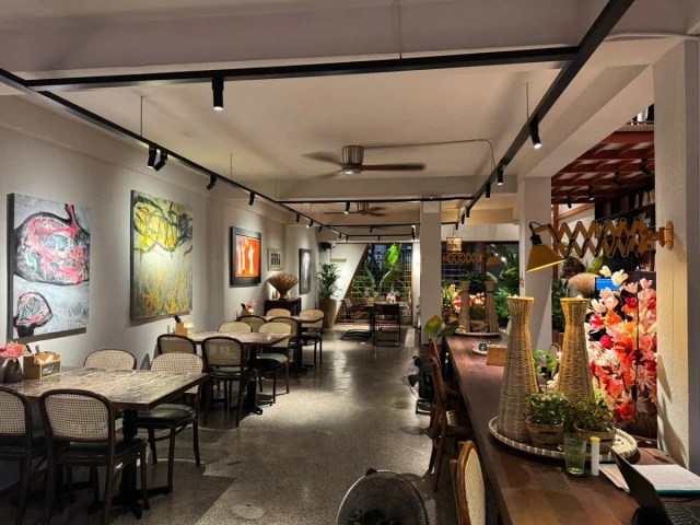 Mùi Kitchen & Café - Đường số 53 - không gian 5